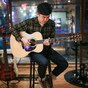 摄殓18r微博超话
